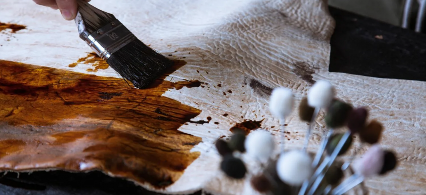 чем можно оттереть краску с кожи